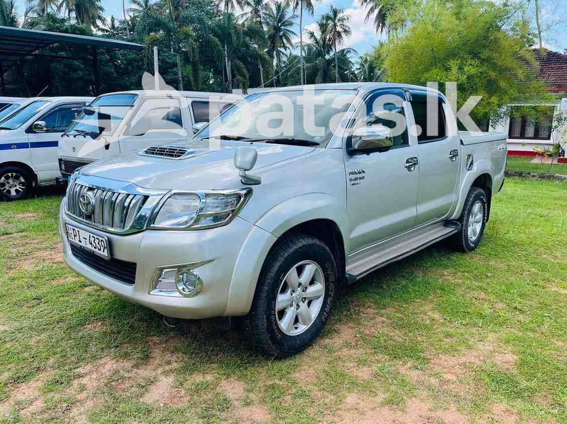 Toyota Hilux 